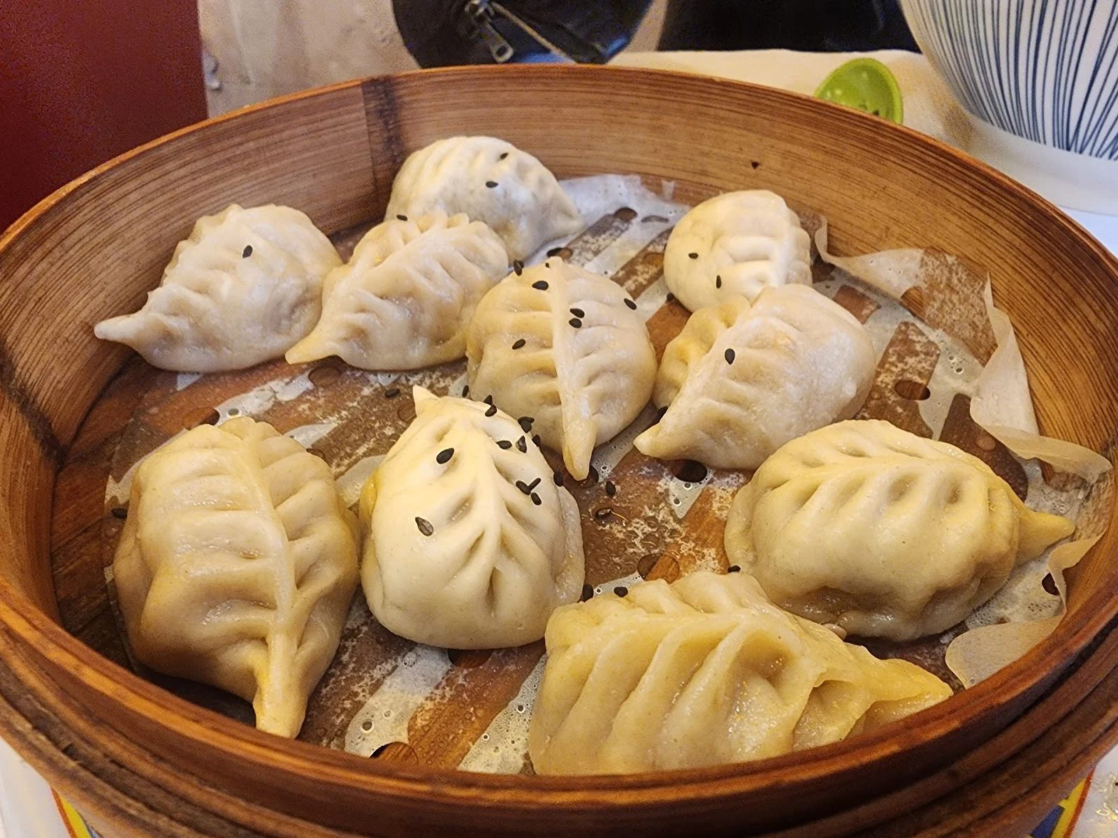 Raviolis en panier bambou, Tin Tin Bastille.